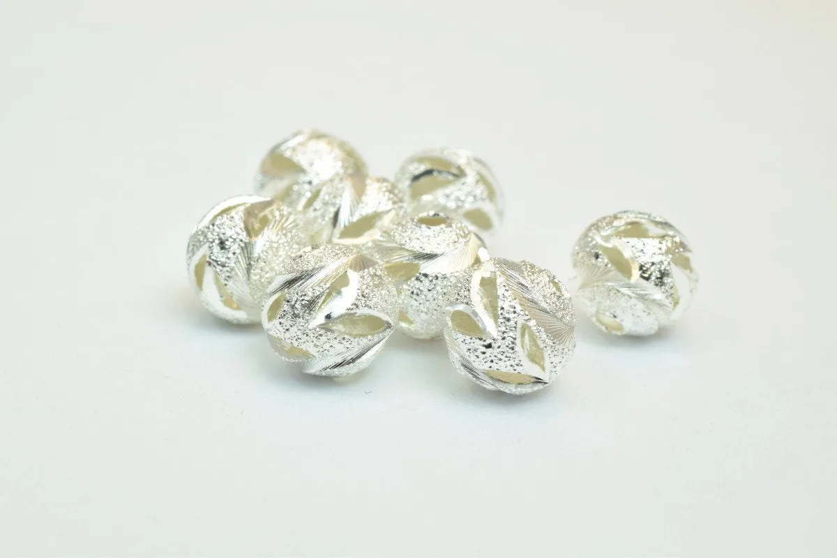 100 PCs Silver Plated Carved Round Beads 8mm Diamond Cut